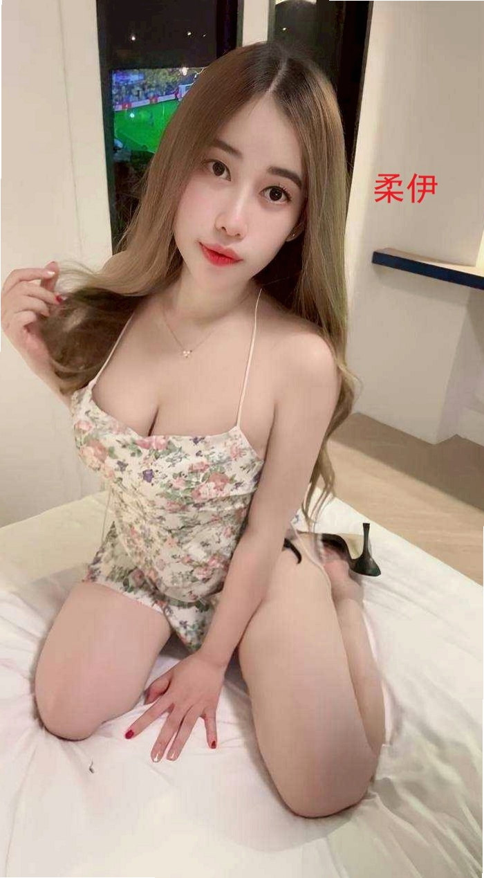 處方箋｜靈兒｜后里油壓｜文華學生妹｜C罩杯｜22歲｜163cm｜45kg｜很會勾引男人把你當老公一樣服務 讓你的DD馬上想要放進她的小騷穴裡會幫你打奶炮喔 。